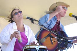 Karen and pete-Vancouver Folk Fest